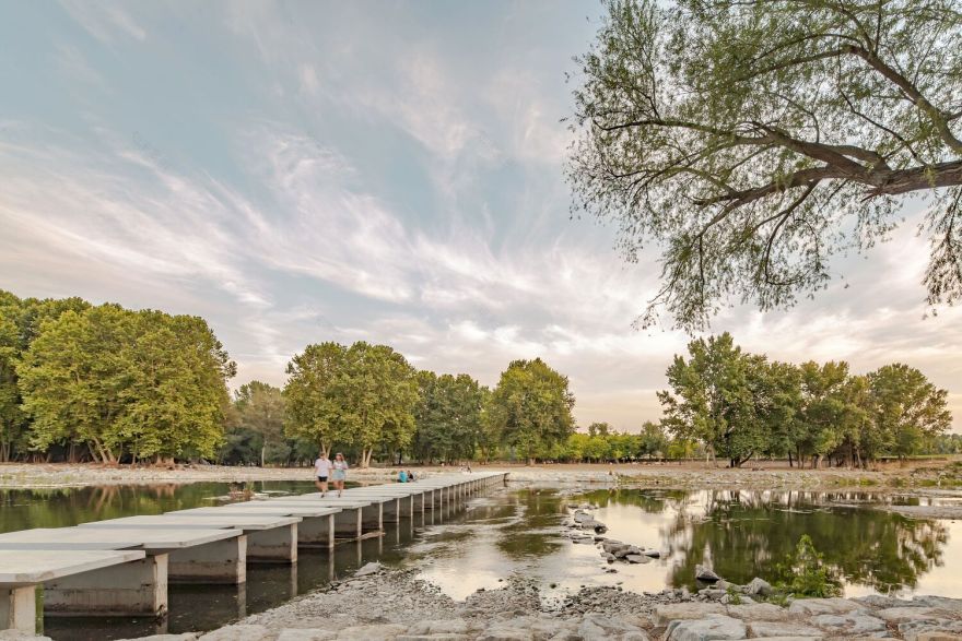 Manlleu 河可淹没桥梁设计丨西班牙-0