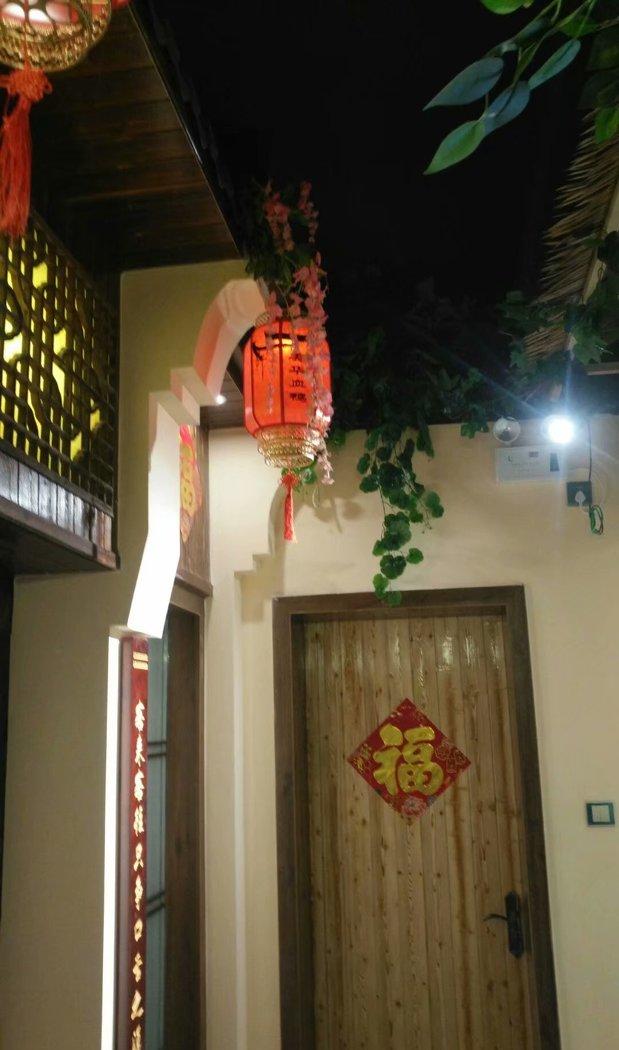 
中式特色餐饮店（美华血鸭店） -8