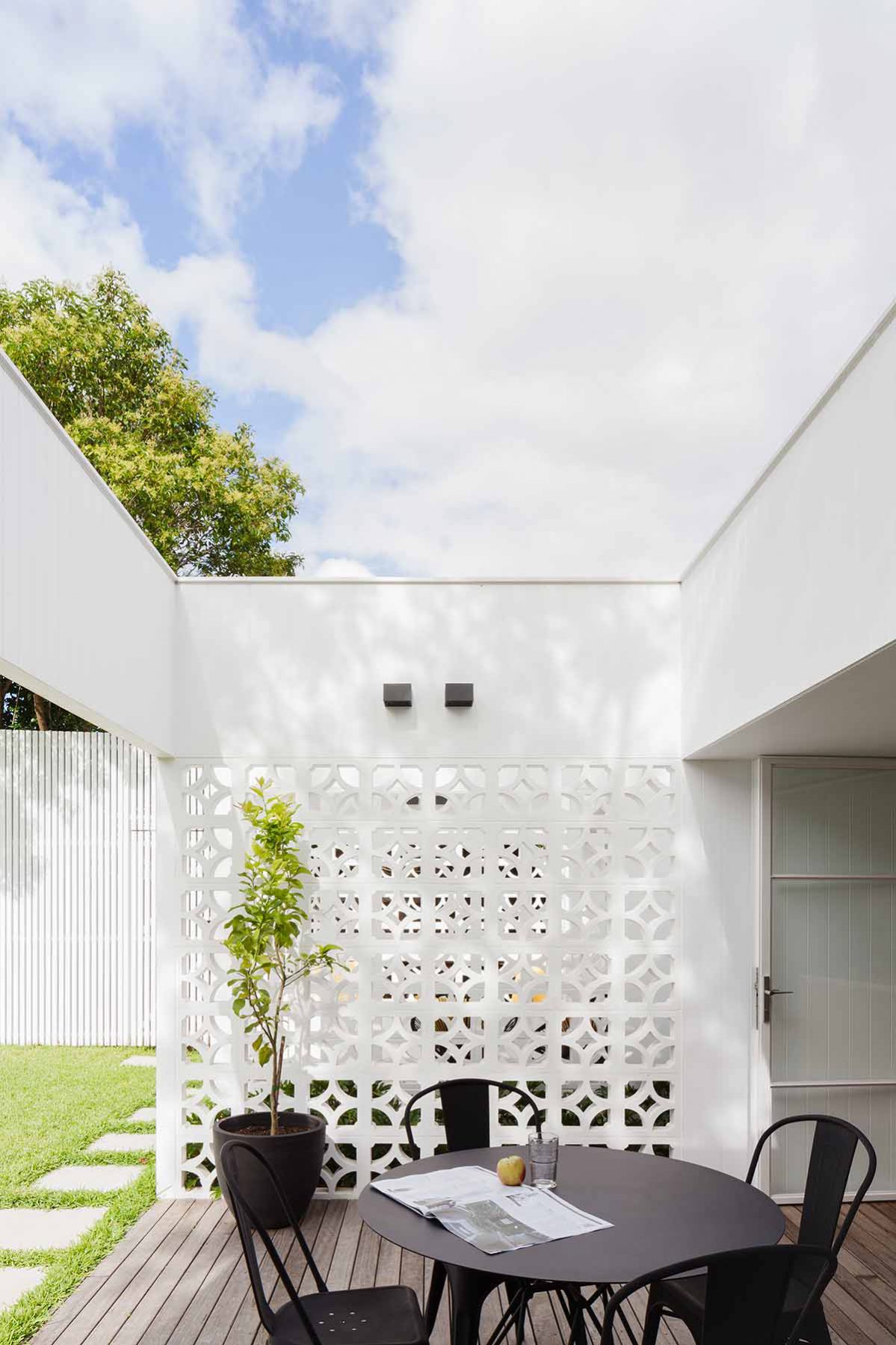 Breeze Block House – Studio Prineas_files Studio Prineas-3