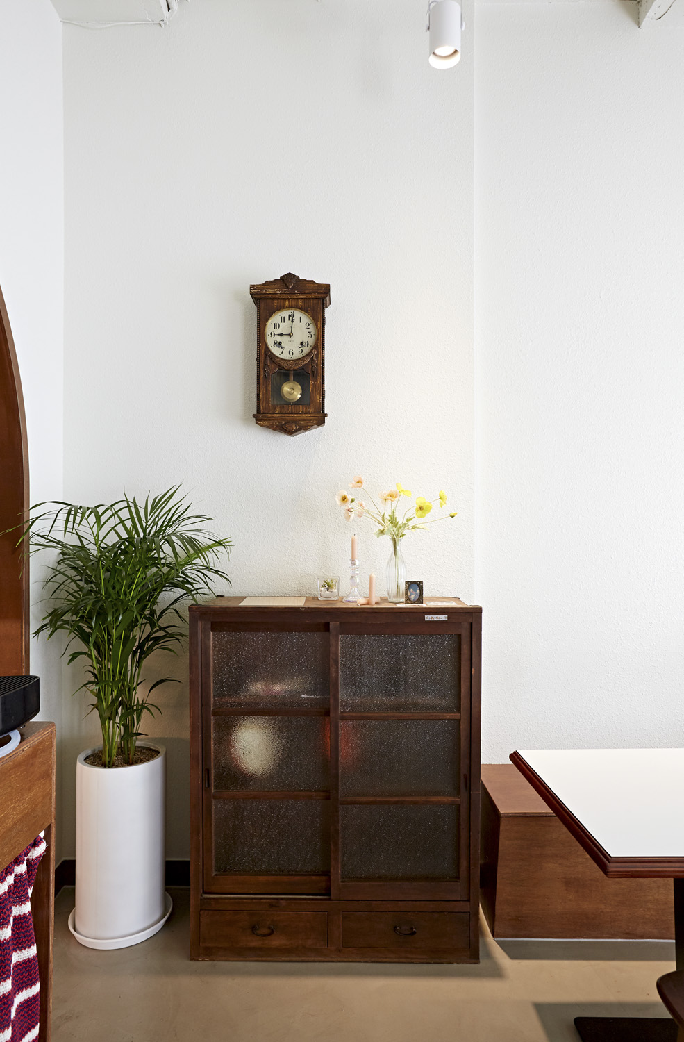 20 平米日式餐厅，极简风格打造温馨空间-15