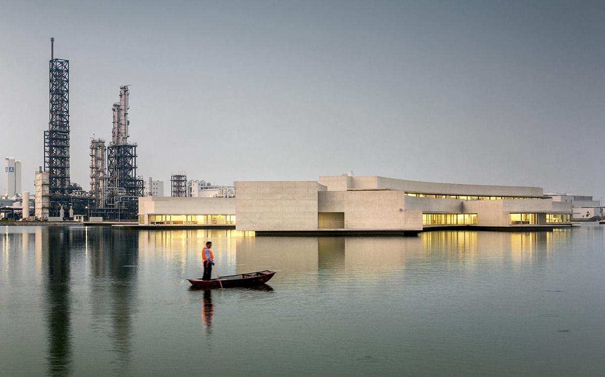 江苏淮安化工公司办公室-- 水畔龙盘的设计魅力-17