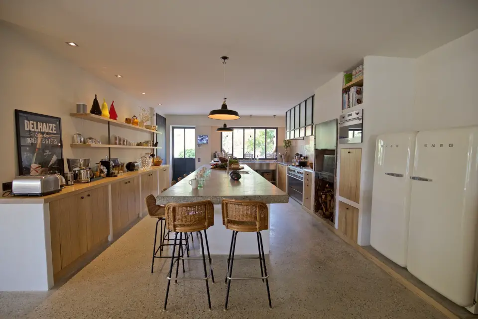 卢贝隆山谷的古老农舍 | 马斯·德·拉加德的惊艳翻新-1