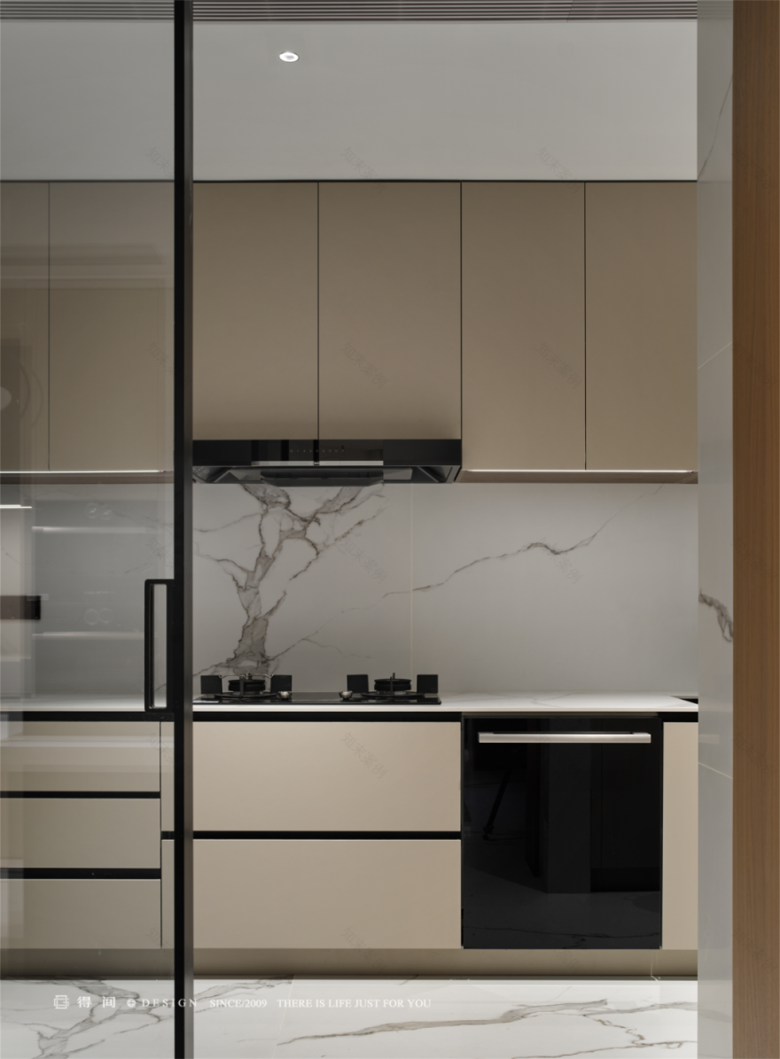 实景首发丨双餐厅、地台儿童房...用治愈系原木住宅给春日来信-130