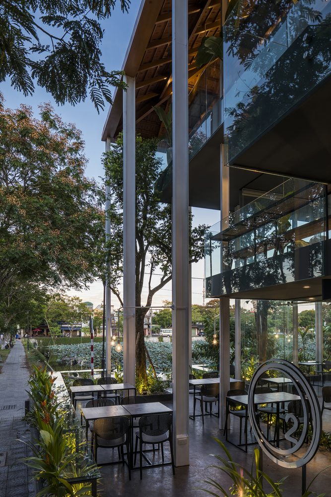 越南传统与现代交融的 O2 咖啡馆-48