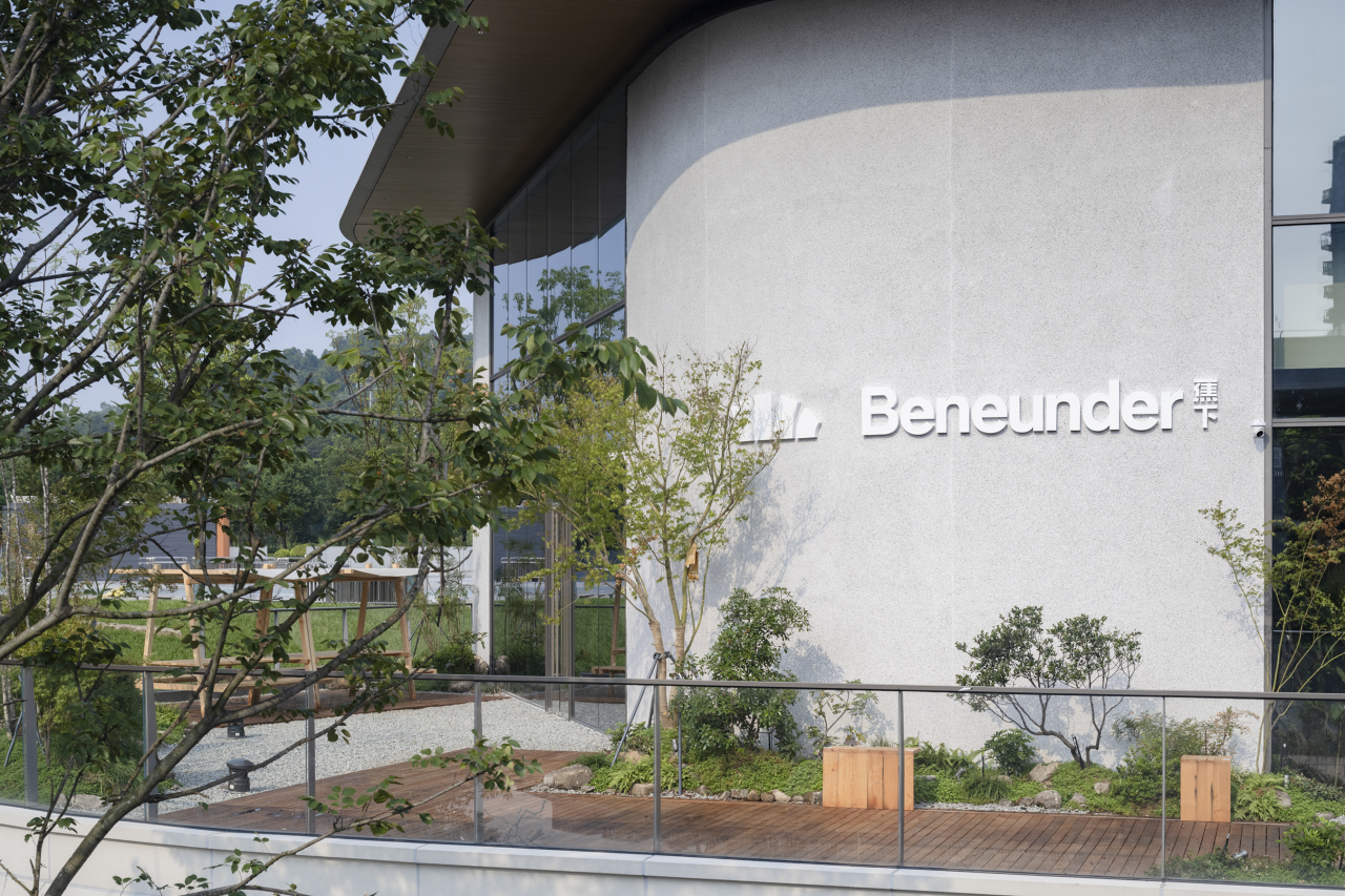 蕉下深圳大运天地轻量化户外体验店丨中国深圳丨Link Architects上海直地建筑设计工作室-0