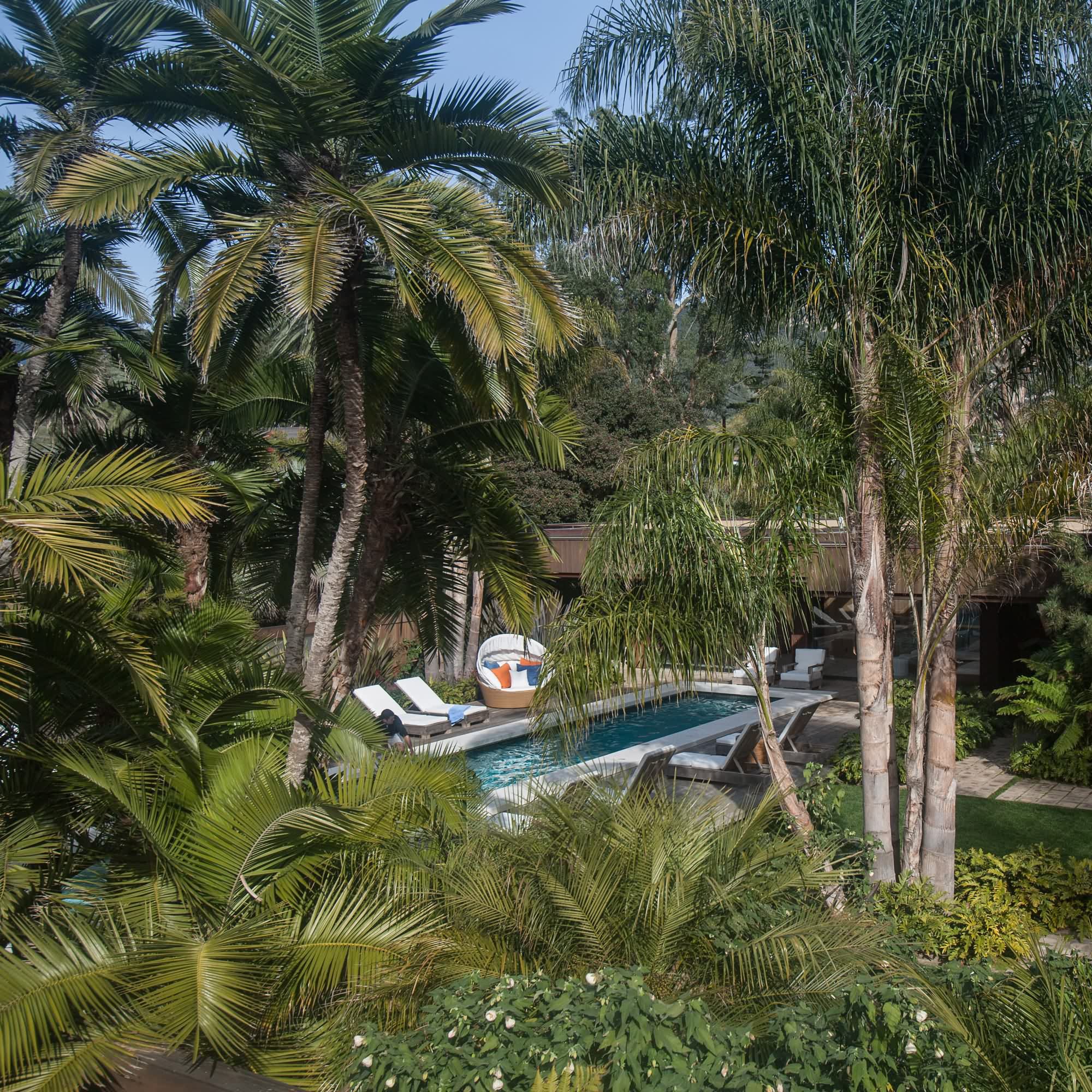 加州海岸别墅景观设计 | 模糊室内外界限,打造绿色生态空间-9