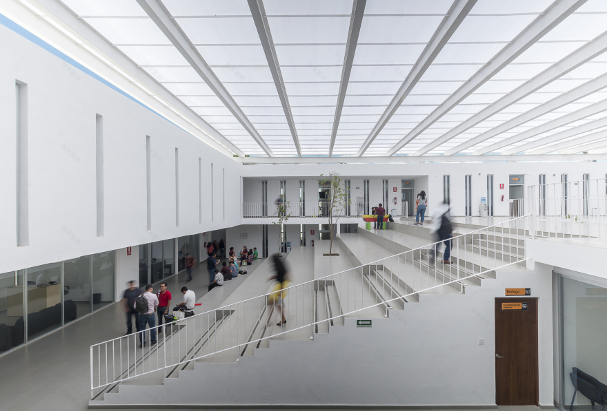 Interamerican University 校园建筑设计-16