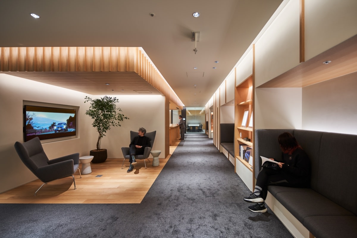 BMW 东京总部丨日本东京丨Steven Leach Group-11