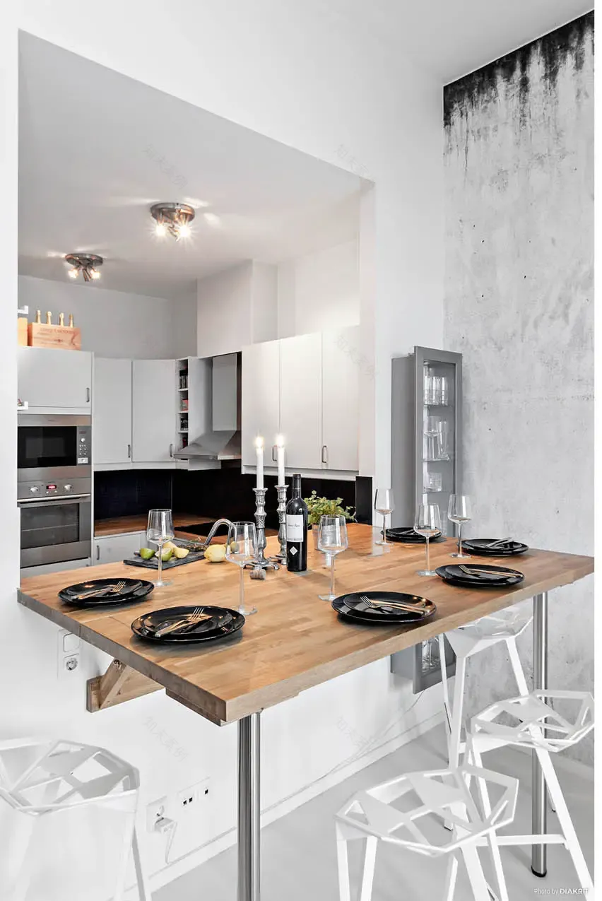 城市景观下的卧室阁楼设计-8