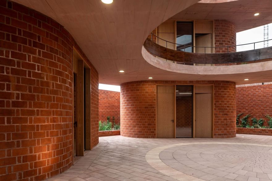 墨西哥幼儿园的感官体验设计-16