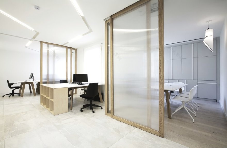 布拉格 DZK MOSTECKA 法语接任机构空间改造-3