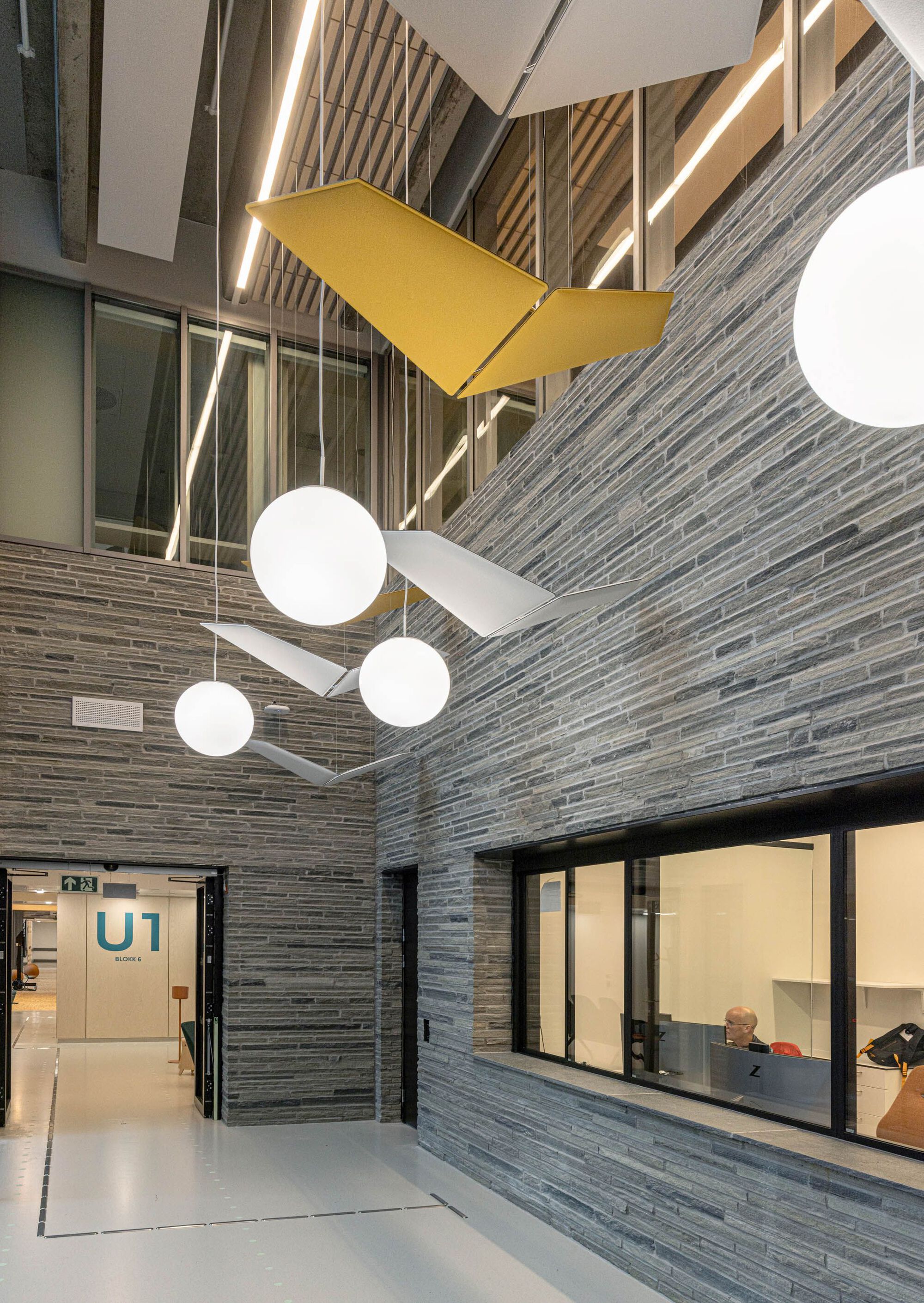 Glasblokkene Haukeland Hospital for Children Youth and Women / KHR Arkitekter + Studio PKA + Henning Larsen + Schönherr-43