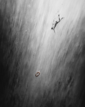 巴黎水线展览 | 船屋变艺术殿堂，Pejac 呈现环保与阶级议题