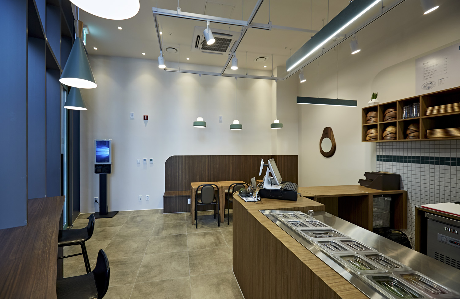 极简风尚，AVO 打造 9 平米美食空间-7