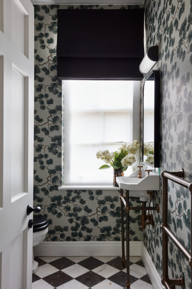 Imperfect Interiors
-10