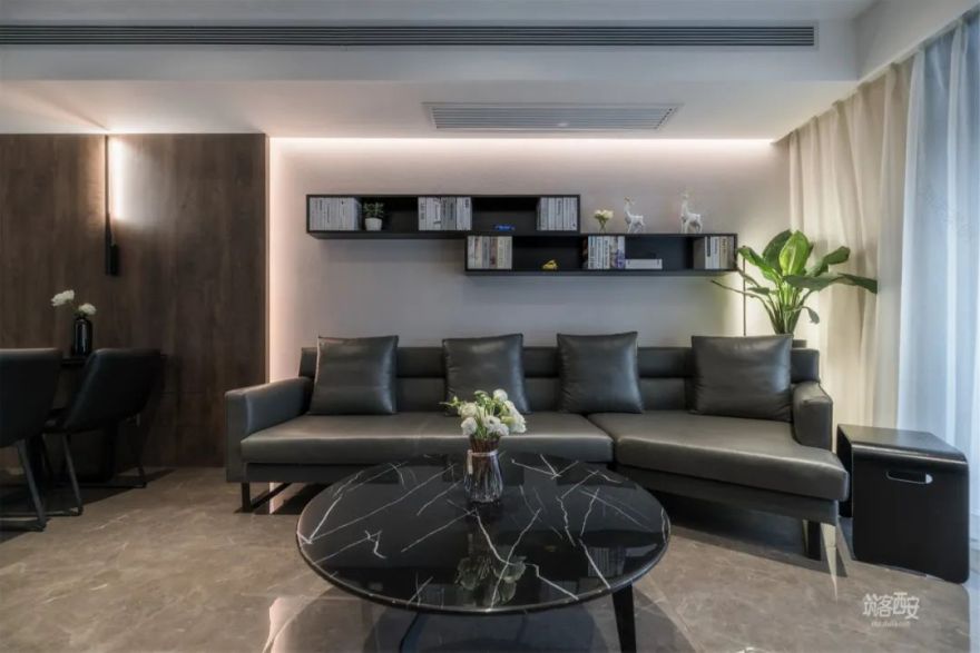 玄机重重 | 92㎡住宅空间的精致改造-28