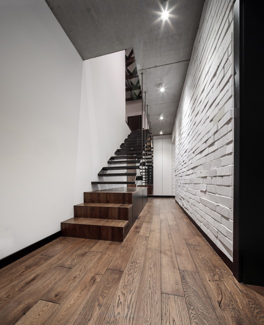 波兰内向型住宅设计，巧妙融合私密与开放-12