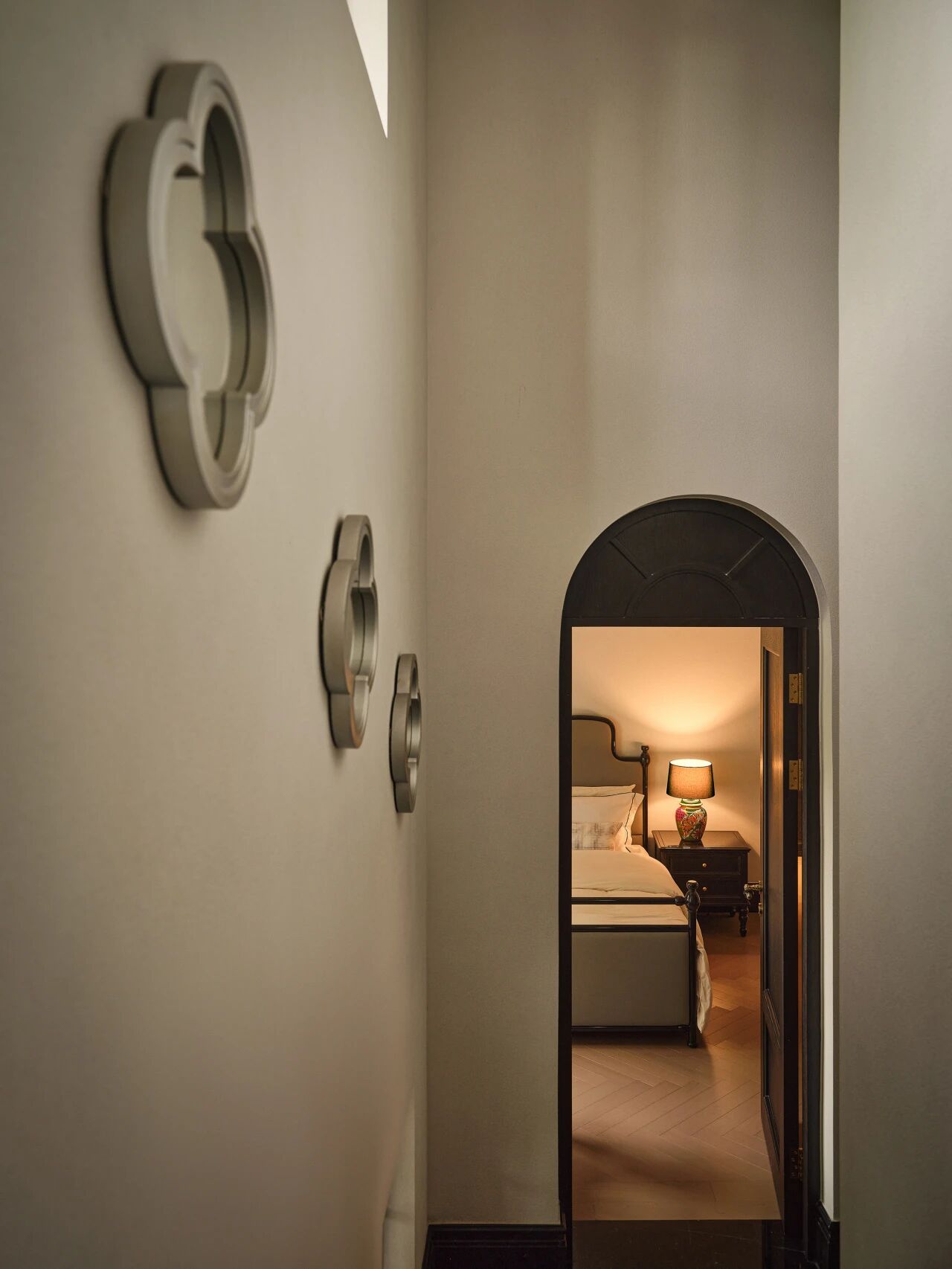 万源城御溪别墅· 一曲弗拉明戈的现代变奏丨中国上海丨DOT. DESIGN潘悦设计事务所-37