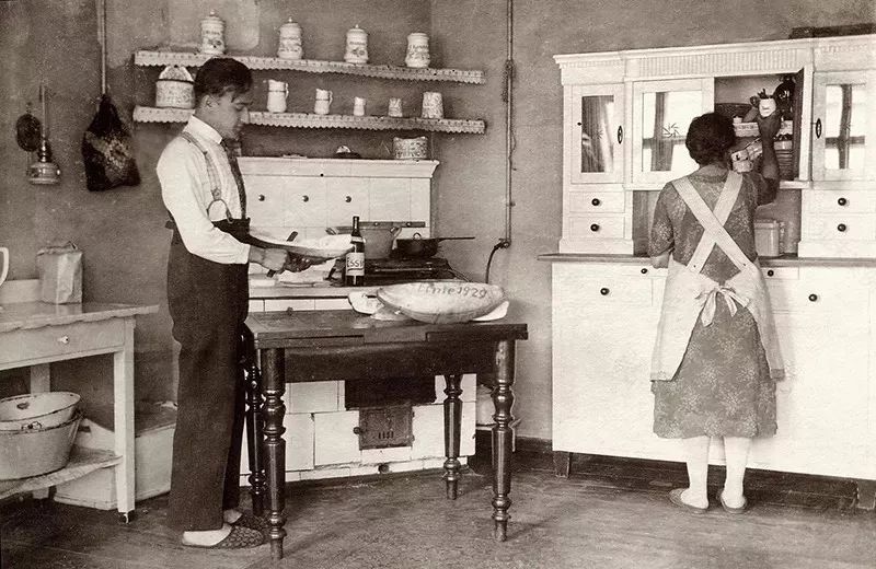 《法兰克福厨房》人性化设计,百年前已具共享经济思维-23