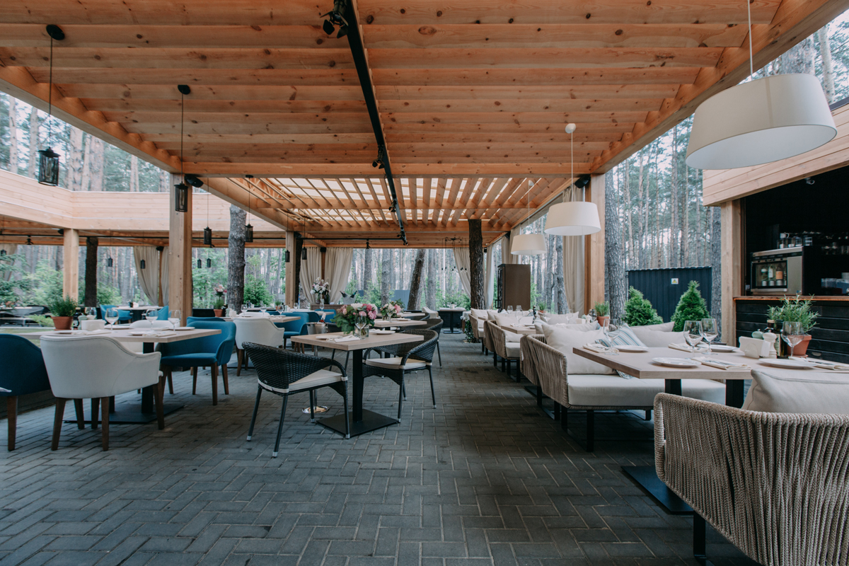 乌克兰托斯卡纳烧烤餐厅夏日露台（TOSCANA GRILL · SUMMER TERRACE）-11