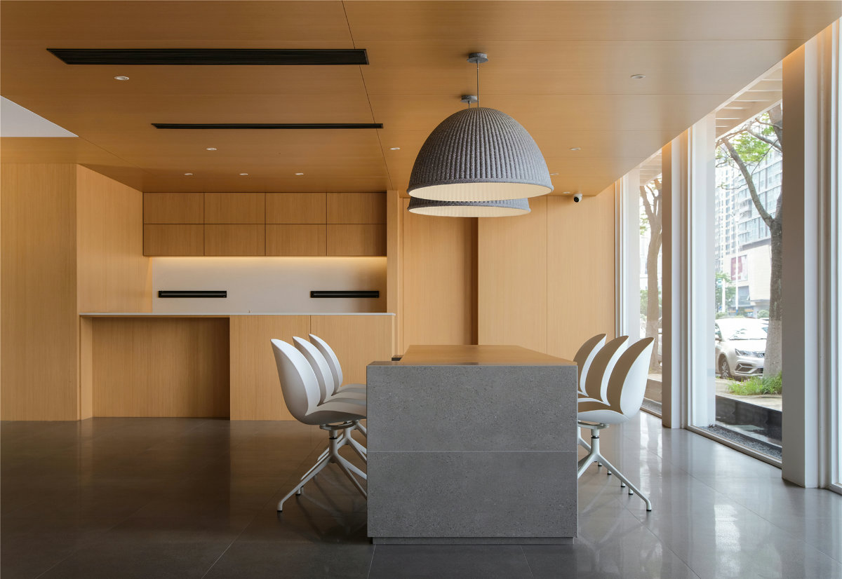 城市里的微景观 · 山外有山丨己十空间设计-13