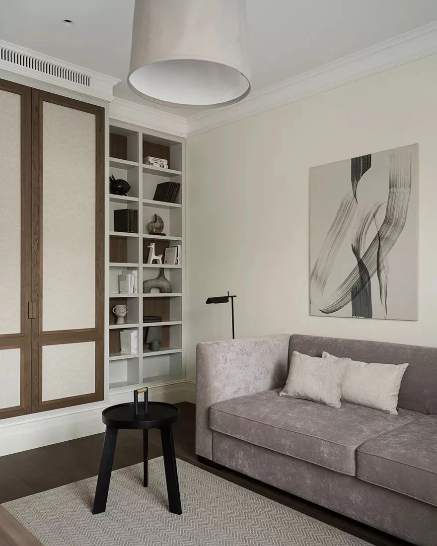 夫妻俩的 147㎡单色空间设计丨Valery Senkina-21