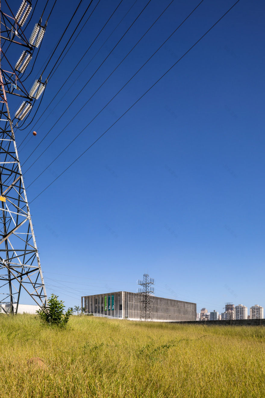 巴西安汉比莫隆比大学两校区建筑赏析-21