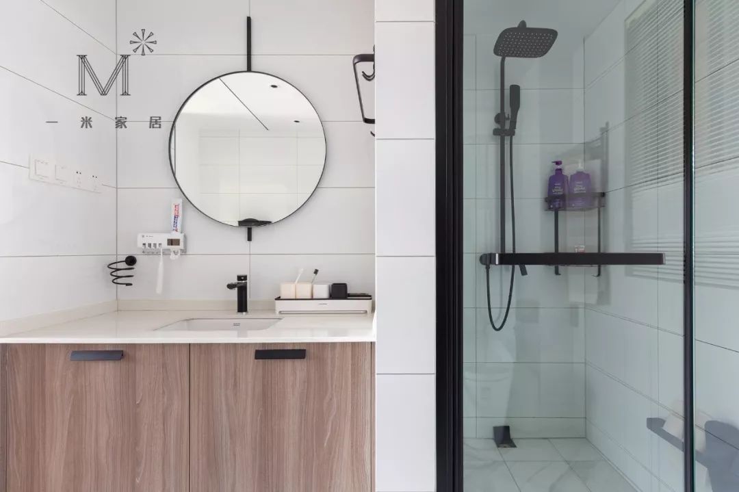 新时代女性独居空间，粉色浪漫与灰色简约的完美结合-55