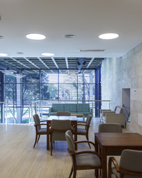 Sentidos 综合老年人中心丨阿根廷丨Estudio Cordeyro & Asociados