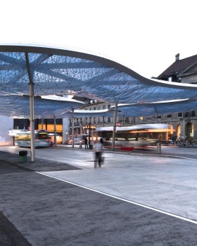 BusTerminalandTrainStationSquare,Aarau