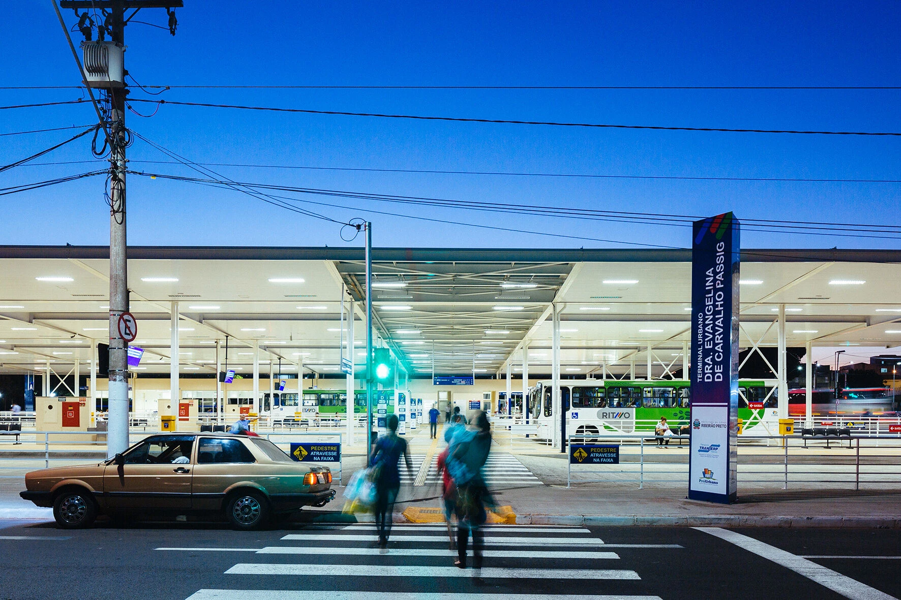 Dra. Evangelina de Carvalho Passig Bus Terminal-19