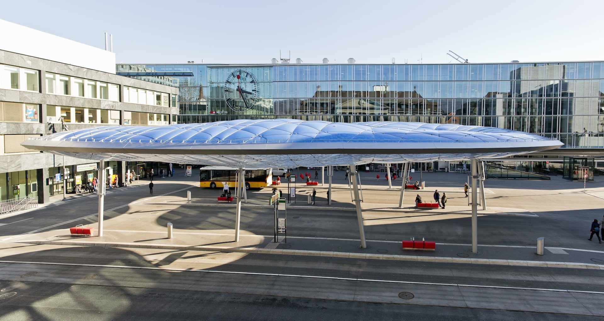 BusTerminalandTrainStationSquare,Aarau-8