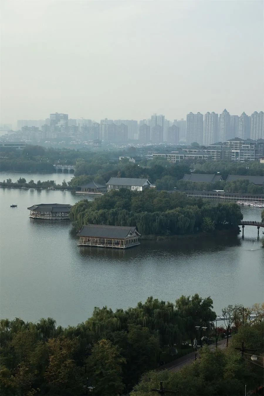 陕西鸿图锦泰办公空间丨中国西安丨四川几梵建筑设计有限公司-0