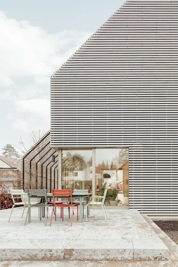 柏林山墙屋丨德国柏林丨Rundzwei Architekten BDA-5