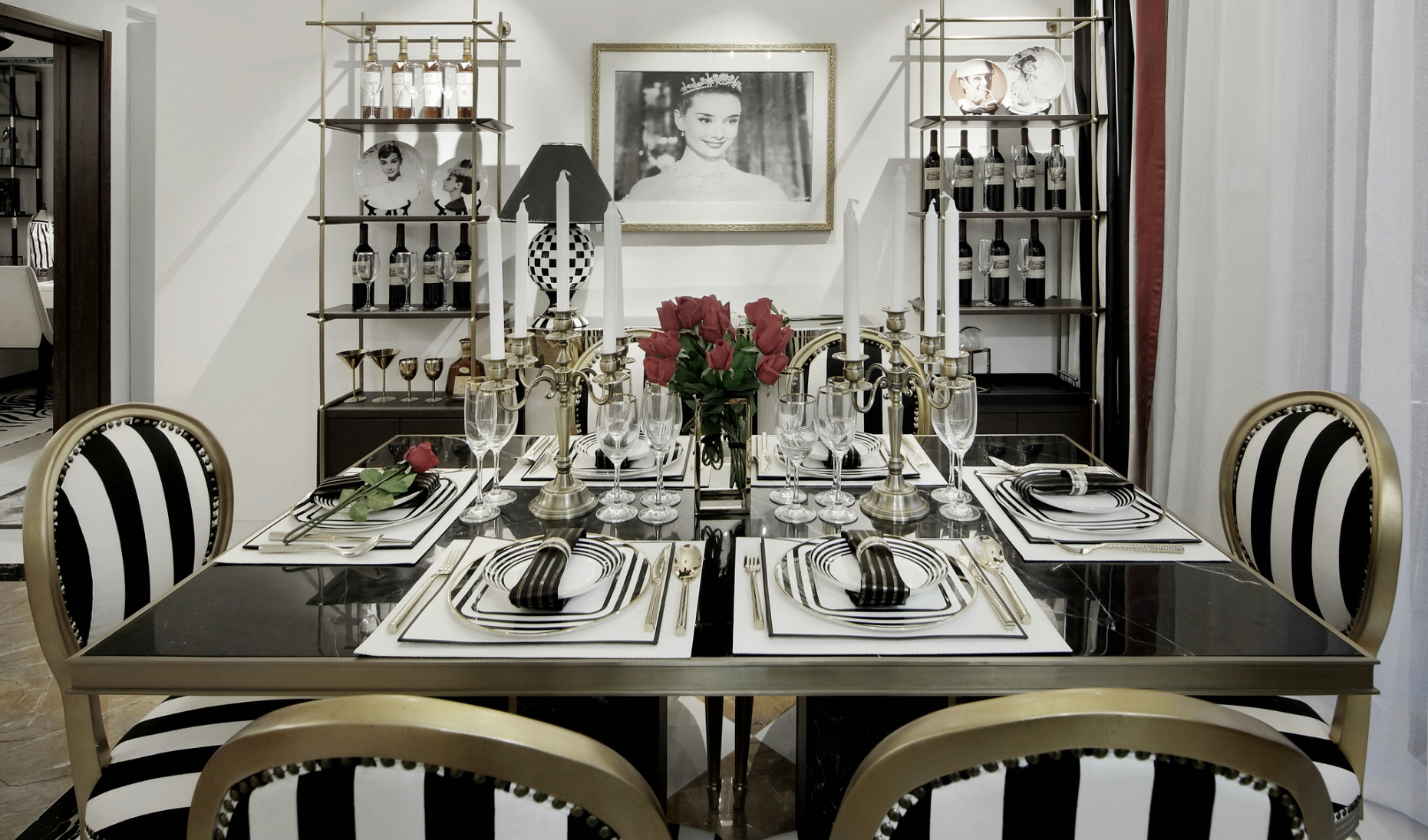 黑白色调演绎的电影主题样板房-27