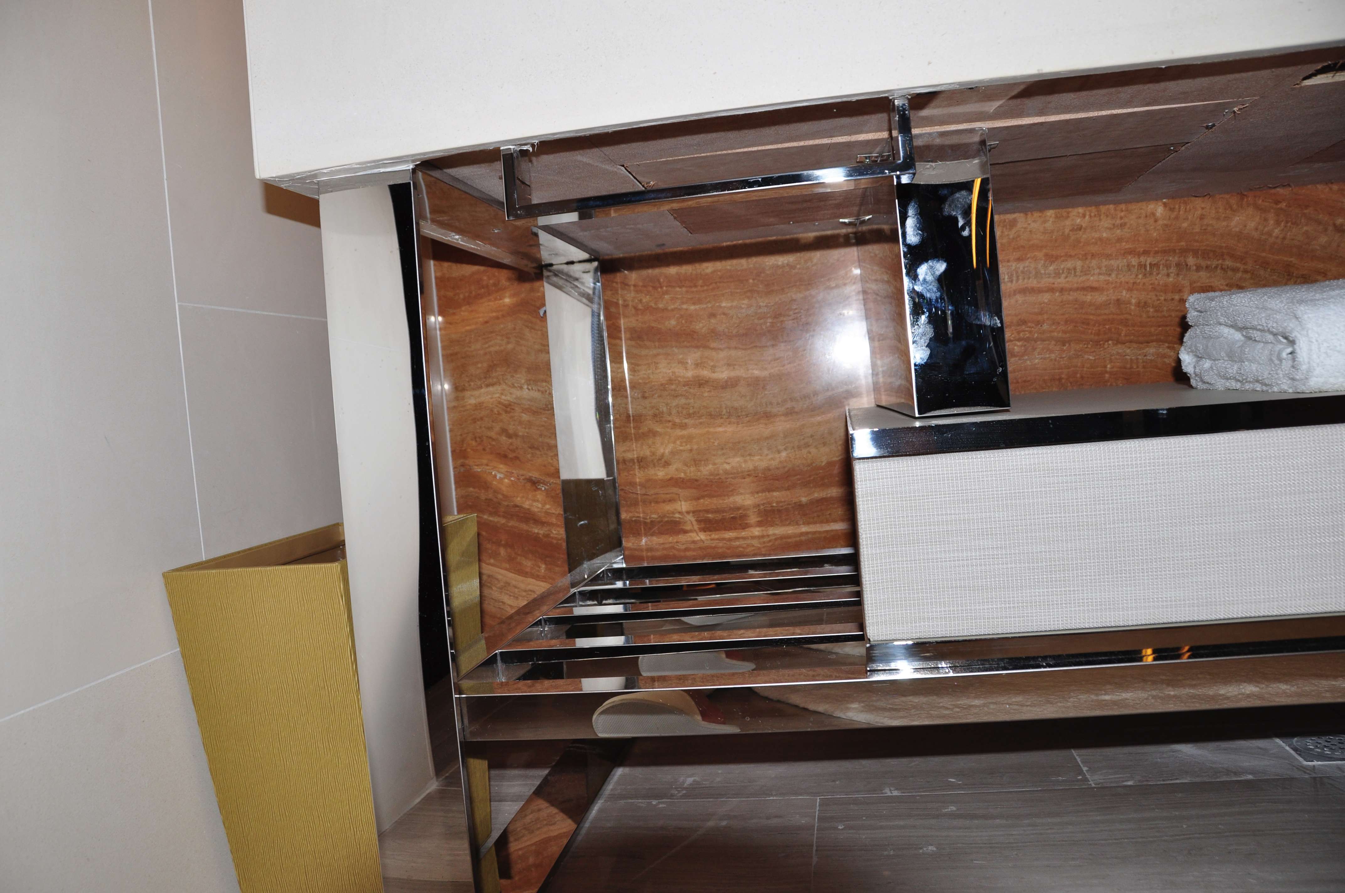 澳门新豪天地皇冠假日酒店 2-2-23