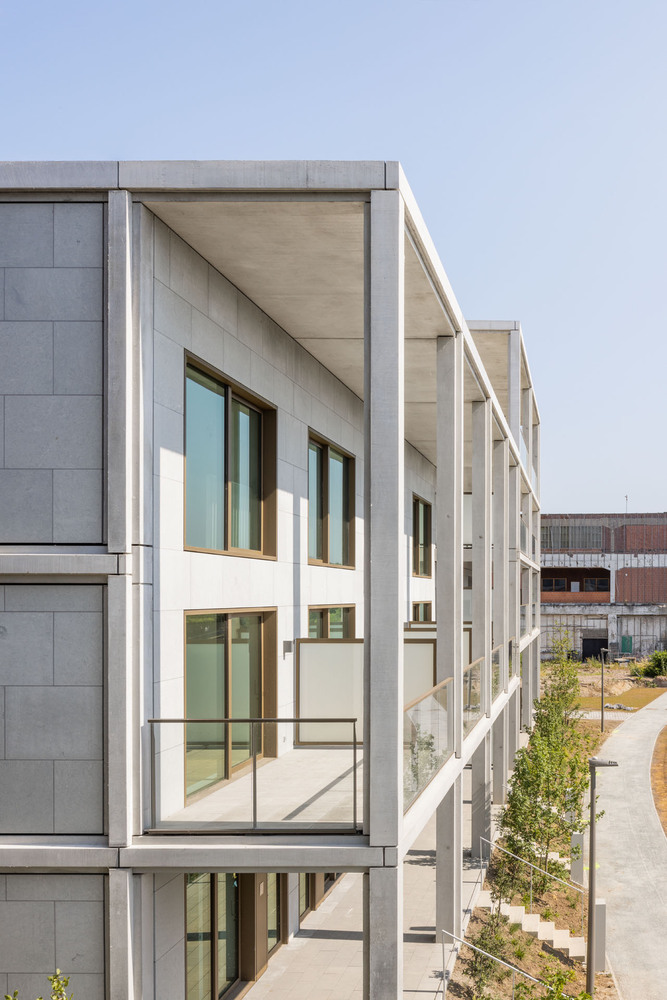 Waterzicht Apartments | 比利时十八世纪公园旁的现代住宅建筑-5