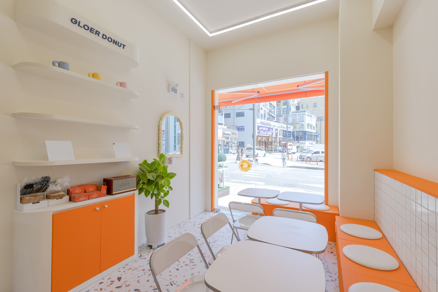 12 平米橙色调公寓设计，打造舒适生活空间-6