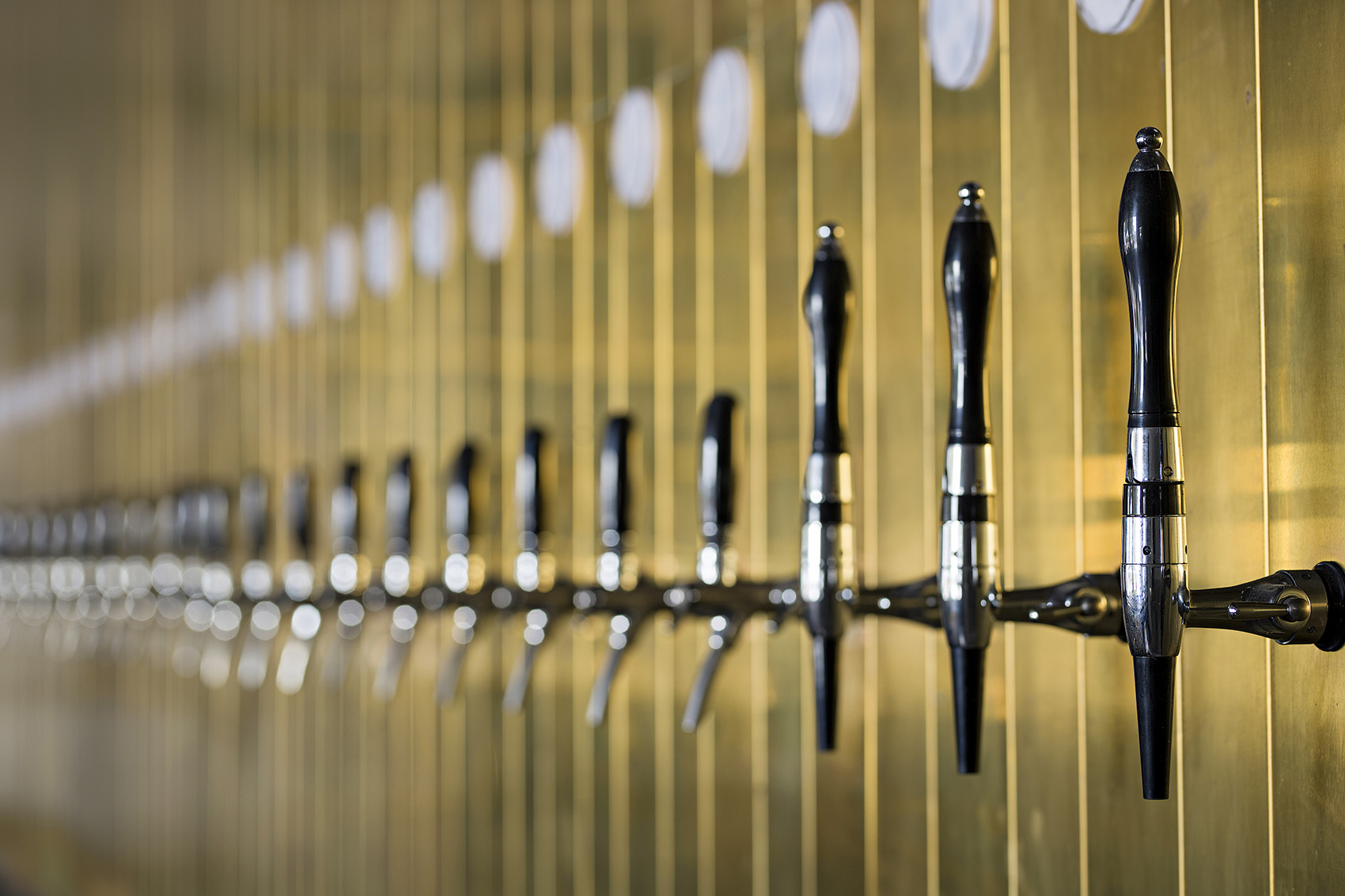 海口 食酒堂精酿吧 | 龙丽仁室内装饰设计-26