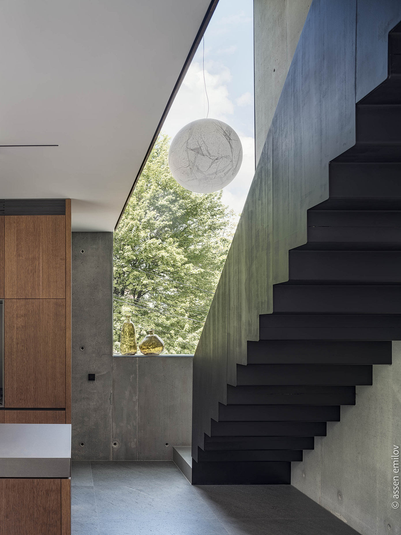 House 323: A Stepped Urban House Opening to Garden Light-3