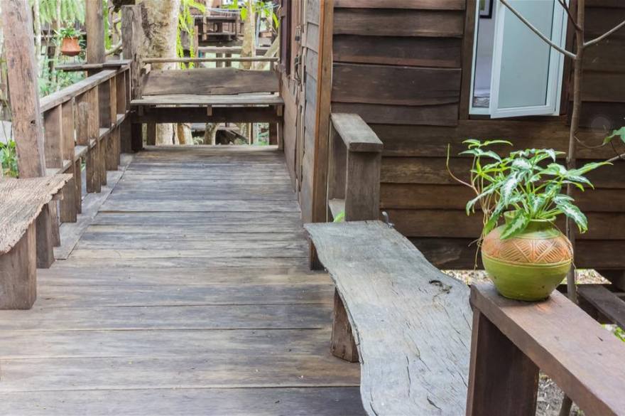 7 บ้านไม้ยกพื้นใต้ถุนสูง แบบไทยโบราณ บรรยากาศร่มรื่น - บ้านสไตล์-31