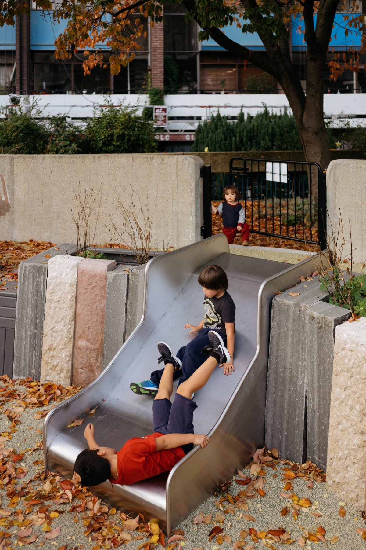 Golden Lane 游乐场丨英国伦敦丨Muf ArchitecturArt-3