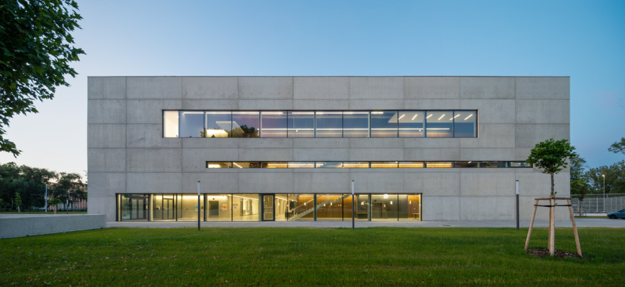 奥斯特拉瓦大学艺术学院建筑设计丨捷克丨Kamil Mrva Architects,s.r.o.-20