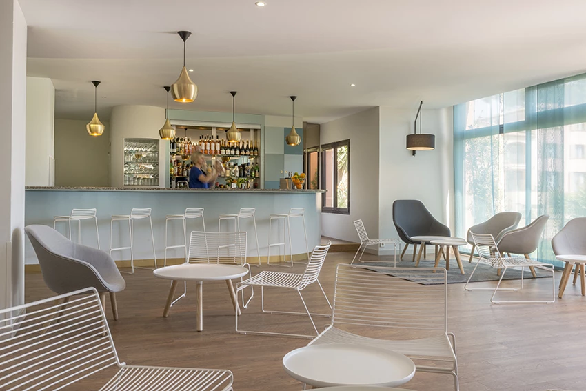 法式度假酒店的时光之旅-16