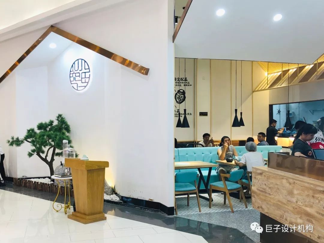 蓉小鱼 | 川味酸菜鱼的空间艺术-17