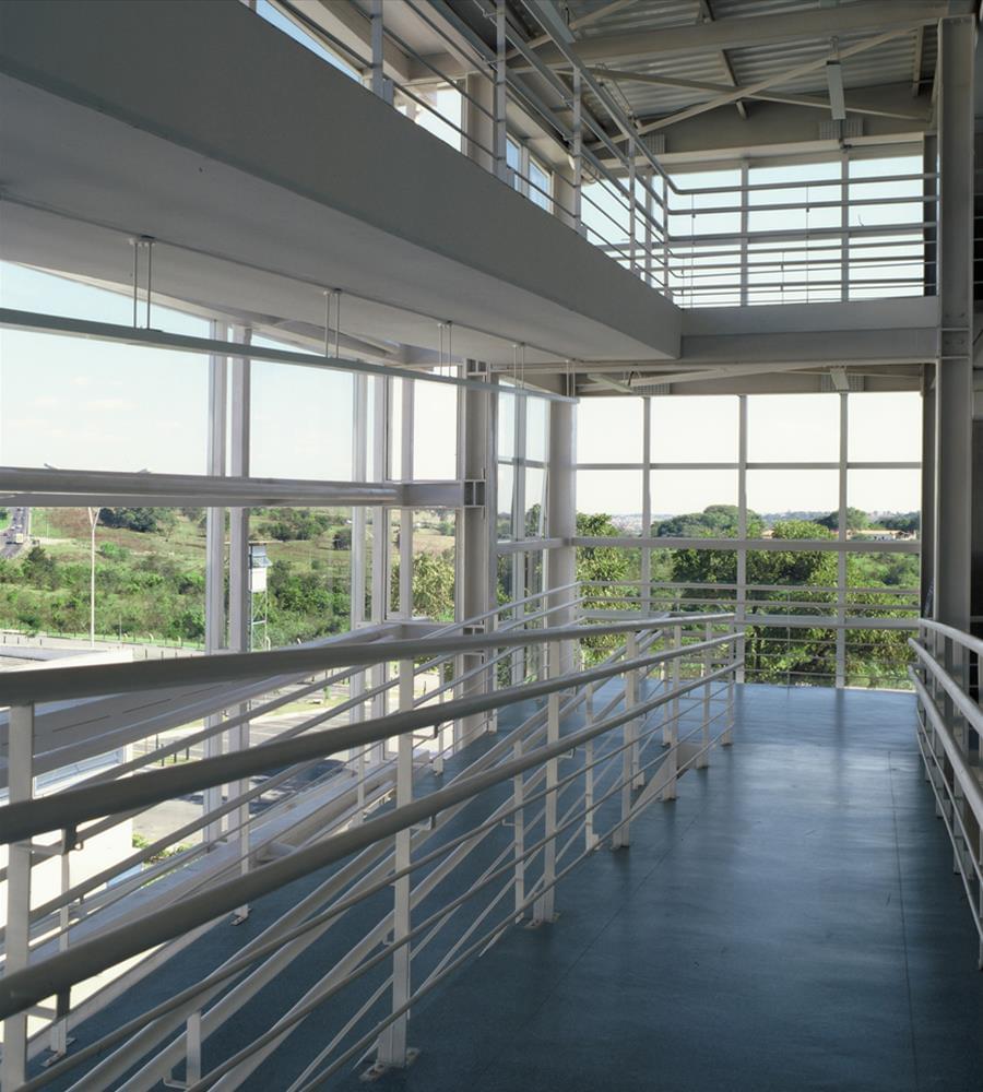 巴西 PUC Campinas 中央图书馆 · 教育与文化的现代融合-7