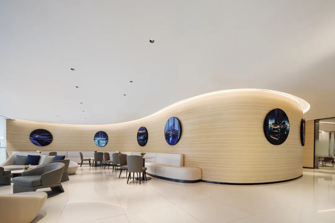 陈子俊  仁孚奔驰4S店改造，德国传统品牌的突破-7