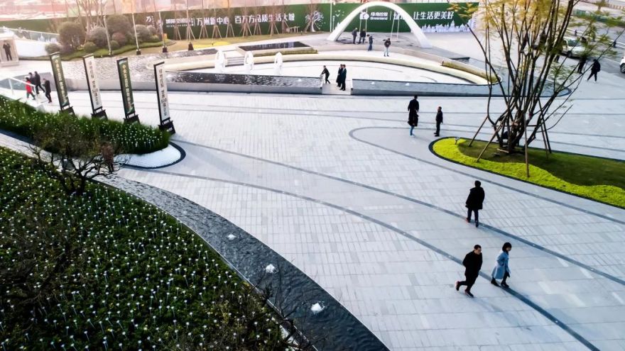 开放 开眼 开心| 绿地•万州城际空间站-65