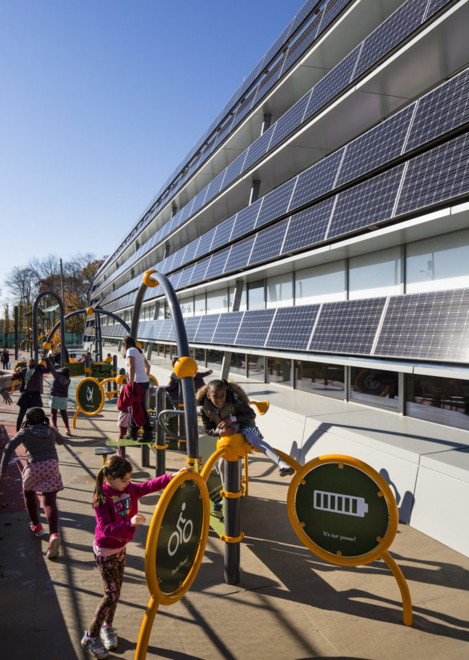 地球日50年： 用设计善待地球 - SOM-16