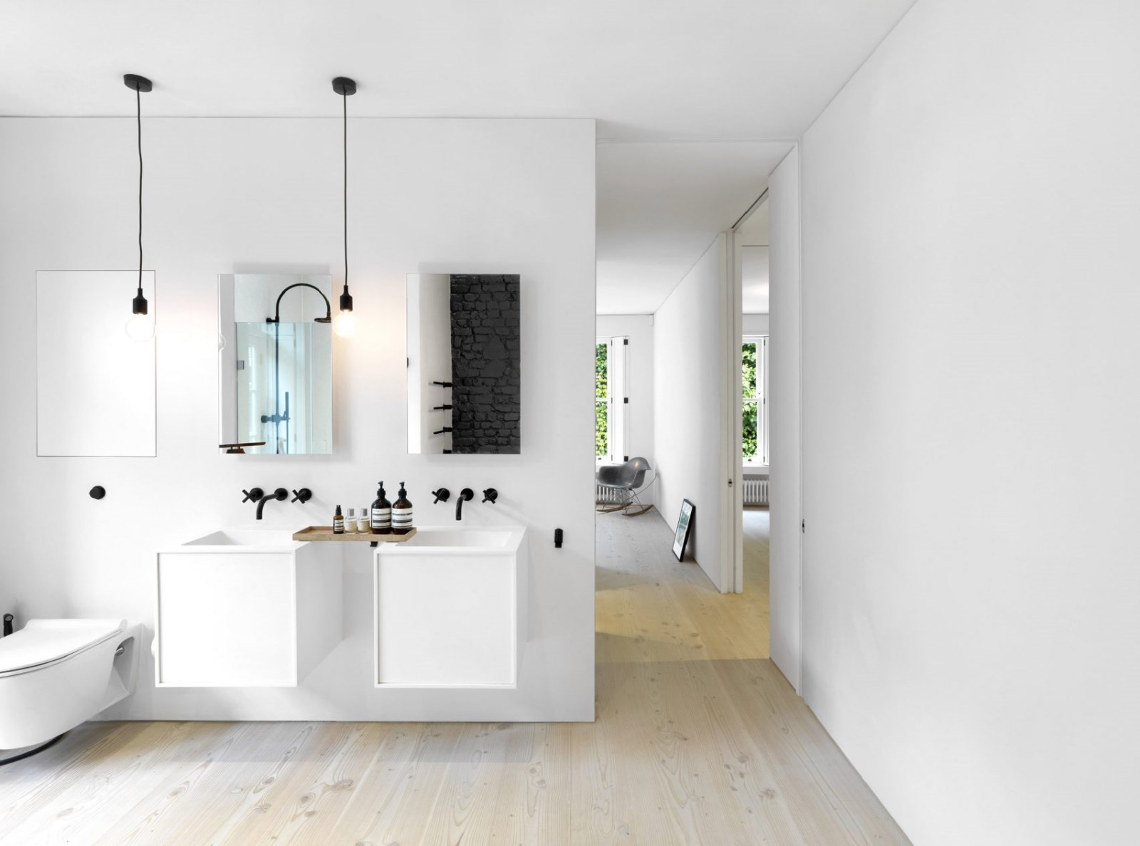 伦敦新住宅的单色内饰和乡村细节-6